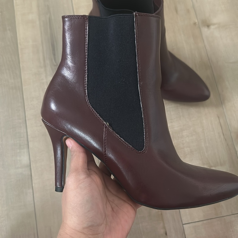 Boots - Picture 3 of 7